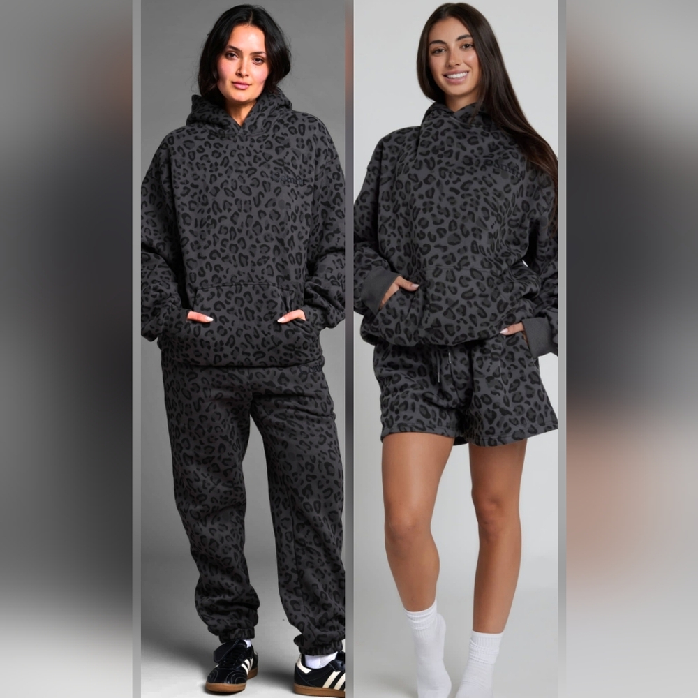 NIP COMFRT ❤️3-PIECE SeT!!❤️ MINIMALIST HOODIE, PANTS, SHORTS PANTHER Medium M